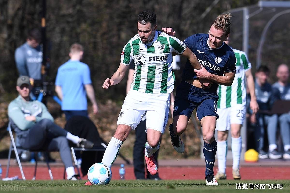 九游体育亚洲官网-柏林赫塔主场大胜，保级形势渐趋乐观