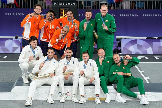 关于葡萄牙大胜立陶宛,提升晋级优势的信息 关于葡萄牙大胜立陶宛,提升晋级优势的信息