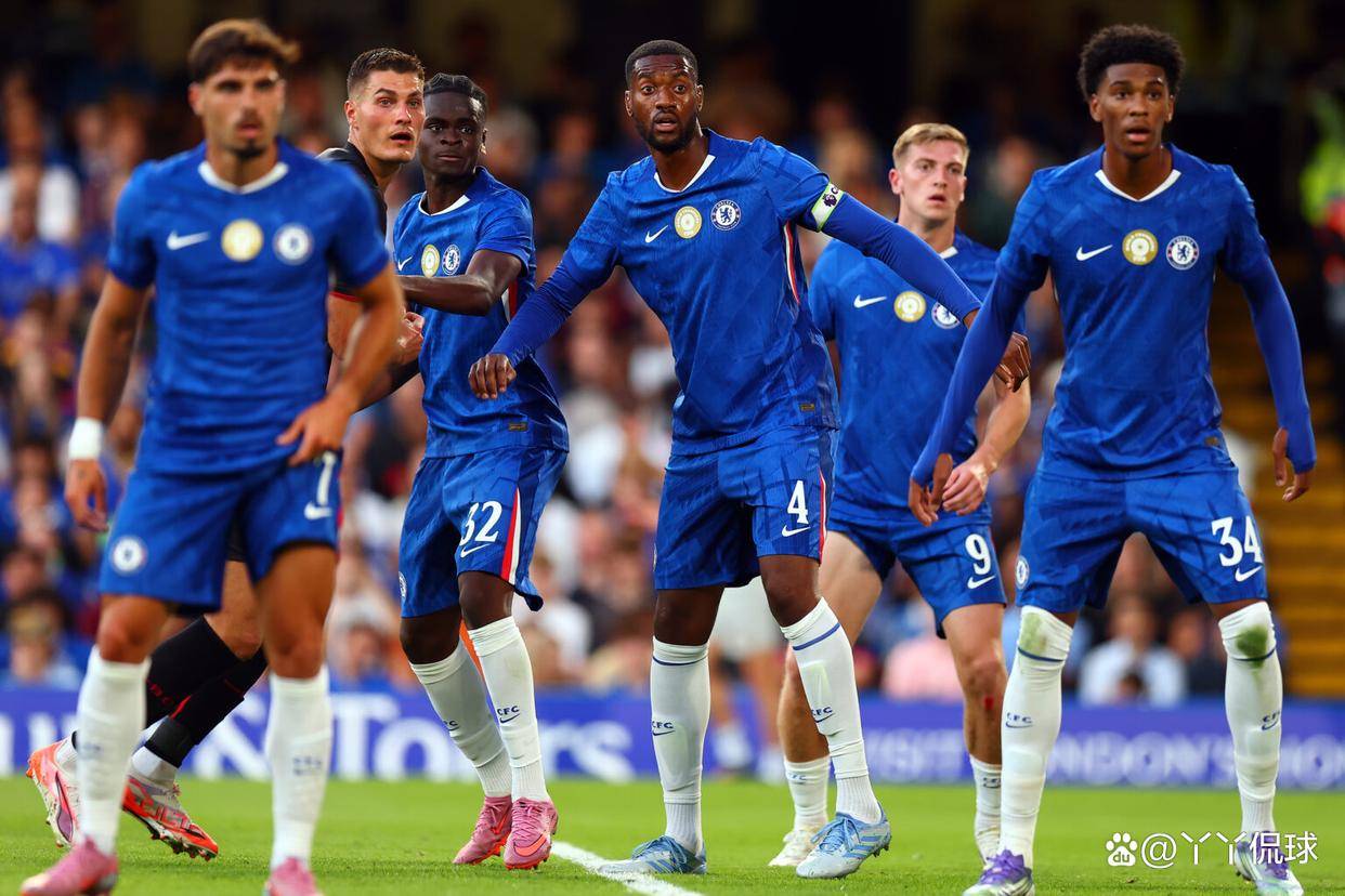 九游体育在线登录-包含切尔西主场大胜水晶宫，豪取四连胜领跑积分榜的词条